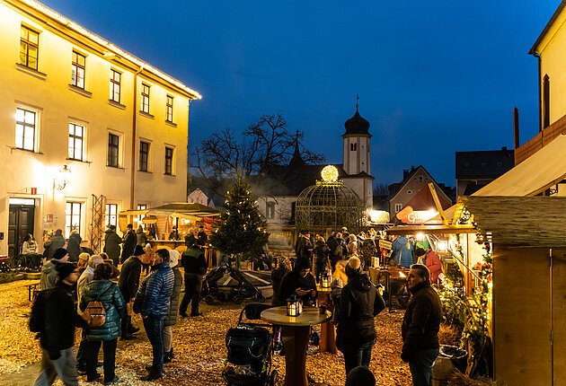 Historischer Mittelaltermarkt im Schlosshof
